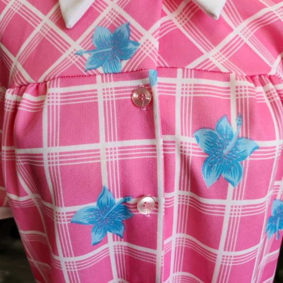 Vintage 1970's Hot Pink & White Polyknit Smock Top with Blue Hibiscus Print - Picture 3 of 8